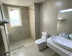 شقة غرفتين ماستر وصالة دفعة أولى وتكلملة اقصاد : Image 6