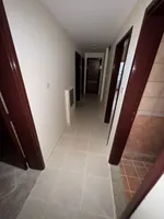 شقة غرفه وصاله  مطبخ واسع، في عجمان. العنوان:النعيميه قريبة اسواق الامارات ومن  محمد بن زايد، مباشرة من مخرج دبي والشارقة.//One-bedroom apartment with a spacious kitchen in Ajman. Address: Al Nuaimiya, close to the Emirates Markets and Mohammed bin Z : Image 5