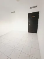 شقة غرفه وصاله  بلكونه 2 حمام، مساحه واسعه في عجمان. العنوان:الراشيديه قريبه من  محمد بن زايد، مباشرة من مخرج دبي والشارقة.//A spacious one-bedroom apartment with a balcony and 2 bathrooms in Ajman. Address: Al Rashidiya, close to Mohammed bin Zayed  : Image 2