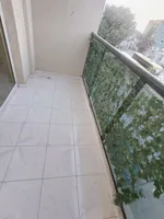 شقة غرفه وصاله  بلكونه 2 حمام، مساحه واسعه في عجمان. العنوان:الراشيديه قريبه من  محمد بن زايد، مباشرة من مخرج دبي والشارقة.//A spacious one-bedroom apartment with a balcony and 2 bathrooms in Ajman. Address: Al Rashidiya, close to Mohammed bin Zayed  : Image 3