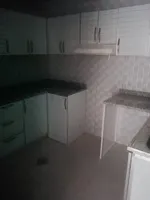 شقة غرفه وصاله  بلكونه 2 حمام، مساحه واسعه في عجمان. العنوان:الراشيديه قريبه من  محمد بن زايد، مباشرة من مخرج دبي والشارقة.//A spacious one-bedroom apartment with a balcony and 2 bathrooms in Ajman. Address: Al Rashidiya, close to Mohammed bin Zayed  : Image 4