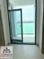 للبيع  فيلا 5 غرف نوم في أجمل مكان (واجهة الشاطئ) في الشارقة : Image 2