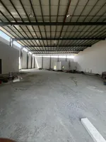 Warehouse for rent in Umm Al Qayoun. The warehouse area is 11,000 feet : Image 1