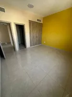 ايجار بدون عمولة بعجمان – غرفتين وصاله مساحه كبيرة عدد 3 حمام غرف ماستر وخزائن بالحائط وصاله منفصلة مع بلكونه إطلالة مفتوحة بمنطقة الجرف 3 – قريب من شارع محمد بن زايد وعلى بعد دقائق من شارع محمد بن زايد بموقع متميز سهلة الخروج لدبى والشارقه بجوار متا : Image 1