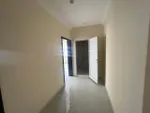 🏡 للإيجار - اول ساكن غرفة وصالة في الروضه/ عجمان 📍 موقع مميز ومنطقة حيوية///🏡 For Rent - First Resident: One Room & One Hall in Al Rawda / Ajman 📍 Prime Location & Lively Are : Image 6