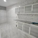 للايجار ملحق مؤلفة من غرفة وصالة وحمام ومطبخ في العين زاخر : Image 4