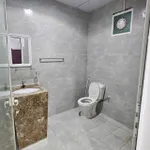 للايجار ملحق مؤلفة من غرفة وصالة وحمام ومطبخ في العين زاخر : Image 5