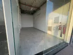 A new shop for rent on a public street is a good building equipped with all the equipment. Delivery is immediate : Image 4