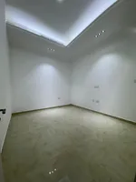 غرفتين وصاله مع بالكونه بمدينة الرياض جنوب الشامخة : Image 5