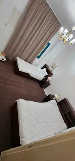 شقة للايجار غرفتين وصالة بدون عمولةشامل انترنت المجاز 3 : Image 4