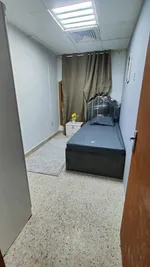 متاح برتيشينات بنات  الخالديه المطار حمدان اليكترا اول ساكن  متاح برتيشينات شباب اليكترا اول ساكن النجده واليكترا والخالديه  اول   ومتاح غرف عائلات الخالديه متاح سراير الخالديه شباب ومتاح غرفه ماستر شباب فقط متاح ماستر بنات الخالديه  والنجده متاح است : Image 1