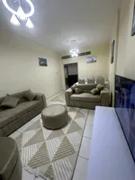 Two rooms and a furnished hall : Image 4