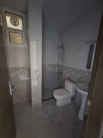 One bedroom apartment and an annual hall : Image 5