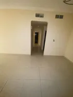 Two rooms and an annual hall : Image 7