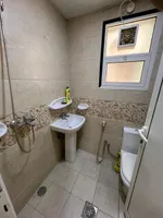 شقه فاخره مفروشه للايجار ف عجمان : Image 4