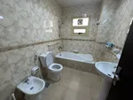 فيلا ضمن مجمع مع مدخل خاص تشطيب راقي جدا مظله خاصه : Image 8