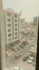 للايجار السنوي غرفه وصاله 2  حمام تاني ساكن في النخيل عجمان : Image 1