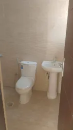 للايجار السنوي غرفه وصاله 2  حمام تاني ساكن في النخيل عجمان : Image 5