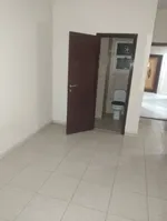 للايجار السنوي في الحميديه  عجمان  غرفه وصاله 2 حمام مقابل المحكمه//For annual rent in Al Hamidiyah, Ajman One bedroom, a living room, and 2 bathrooms, opposite the court : Image 2