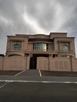 للايجار فيلا 3 طوابق : Image 1