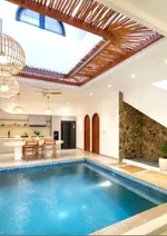 For daily rent, a chalet with a private pool : Image 1