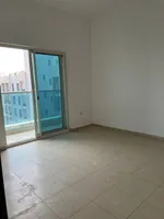 للايجار السنوي شقة غرفه وصاله مع بلكونه 2 حمام : Image 1