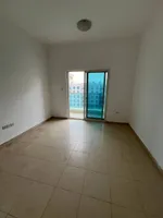 للايجار السنوي شقة غرفه وصاله مع بلكونه 2 حمام : Image 2