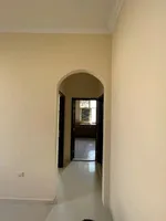 شقه غرفه وصاله مع بلكون بالنعيميه 2بجانب ماركت الحوت : Image 5