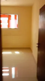 شقه للايجارالسنوي غرفه وصاله في الروضه 2 عجمان 2 حمام///Apartment for annual rent, one bedroom and a hall in Al Rawda 2, Ajman, 2 bathrooms : Image 3