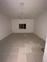 اوسع استوديو في عجمان مطبخ منفصل بالراشيديه : Image 6