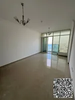 شقق غرفتين وصالـة ( تكييف مجـــاني + موقف للسياراة مجـــاني + صياة مجـــاني ) 3 حمامات - اطلالات مفتوحة - تشطيبات سوبر ديلوكس (احجـــــز الان) : Image 7