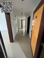 شقق غرفتين وصالـة ( تكييف مجـــاني + موقف للسياراة مجـــاني + صياة مجـــاني ) 3 حمامات - اطلالات مفتوحة - تشطيبات سوبر ديلوكس (احجـــــز الان) : Image 8