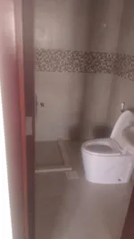 شقه للايجارالسنوي غرفه وصاله وصاله في الروضه1  عجمان 2 حمام//Apartment for annual rent, one bedroom, one living room, and one living room in Al Rawda 1, Ajman : Image 3