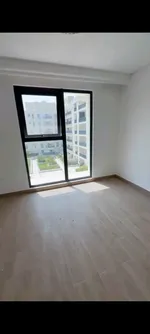 Excellent 3-room apartment for rent in Maryam Island : Image 2