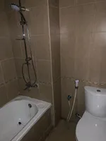 استديو سنوي للايحار مع الفرش وباركن بابراج النعيميه C : Image 6