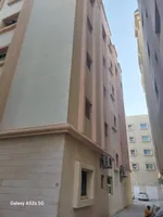 🏢 فرصة استثمارية مميزة – بناية للبيع في النباعة، الشارقة : Image 2