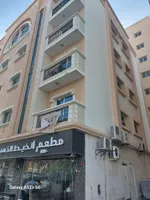 🏢 فرصة استثمارية مميزة – بناية للبيع في النباعة، الشارقة : Image 3