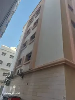 🏢 فرصة استثمارية مميزة – بناية للبيع في النباعة، الشارقة : Image 4