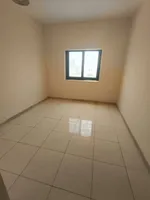 شقه للايجارالسنوي غرفتين وصاله النعيميه1 اطلاله مباشره علي الشارع الرئيسي في عجمان //Apartment for annual rent, two bedrooms and a hall, Al Nuaimiya 1, with a direct view of the main street in Ajman : Image 3
