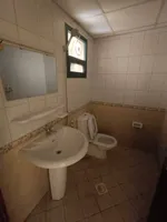 شقه للايجارالسنوي غرفتين وصاله النعيميه1 اطلاله مباشره علي الشارع الرئيسي في عجمان //Apartment for annual rent, two bedrooms and a hall, Al Nuaimiya 1, with a direct view of the main street in Ajman : Image 6