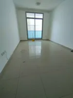 غرفتين وصاله مع تكييف مجانى وباركن مجانى مع بلكونه 3 حمام على الكورنيش عجمان : Image 8