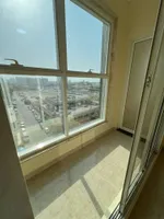 3 rooms for rent in Rawdha 3 with Parkfree : Image 3