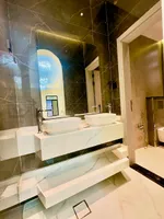 فيلا جديدة للإيجار الروضة عجمان اول ساكن : Image 4