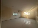For sale a commercial residential villa in Al Mowaihat : Image 2