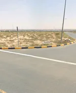 Investment land for buildings in front of Victoria International School : Image 4