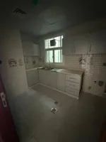 The building of the first resident has a room and a hall and two rooms and a hall in the Amira area : Image 3