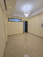 غرفه وصاله مع باركن فري وشهر مجاني بسعر 32 الف علي 6 شيكاات : Image 2