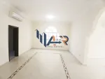 Villa is available for rent in Al Mushrif - independent - yard - special price : Image 2