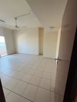 غرفتين وصاله مع خزان حائط وبلكونه مع 2 حمام : Image 7