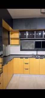 للبيع فيلا في منطقة الزاهية   شامل رسوم التسجيل والتمليك  شامل الكهرباء والماء   شامل التكييف   شارع قار وسكة تكييف مركزي   سستم كمرات جاهز في الفيلا  سستم انتركوم   ساوند سستم لكامل لفيلا  واي فاي مجهز بلكامل  حديقة معلقة   مكيفات مركزية جاهزة   ادو : Image 4